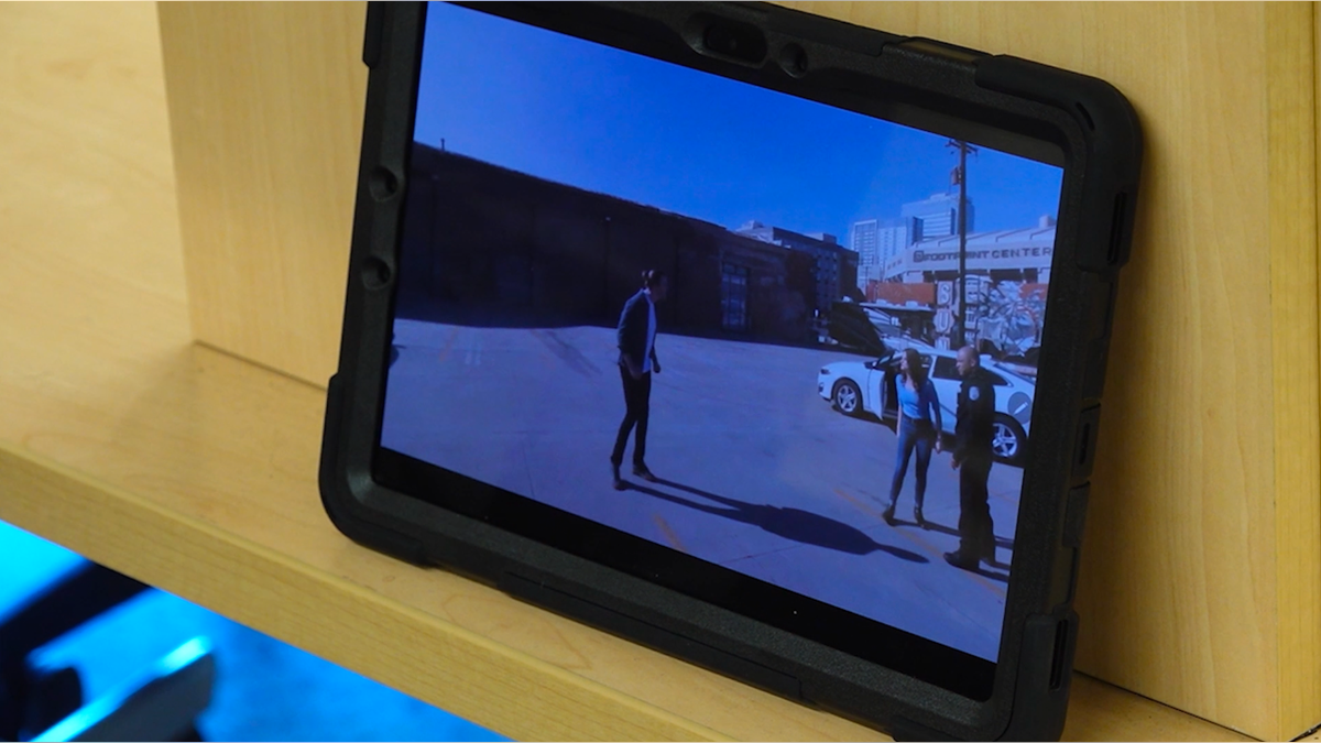 virtual reality police training on tablet